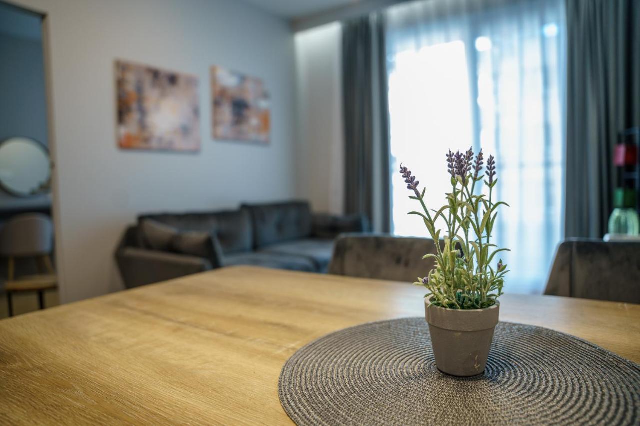 Bright And Charming- Golden Apartments- City Center&S18 วอร์ซอ ภายนอก รูปภาพ
