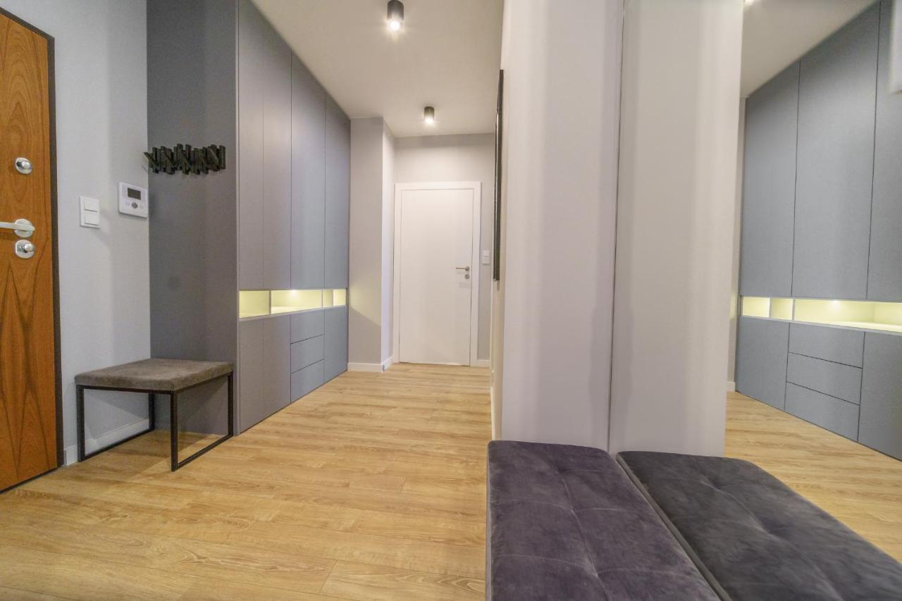 Bright And Charming- Golden Apartments- City Center&S18 วอร์ซอ ภายนอก รูปภาพ